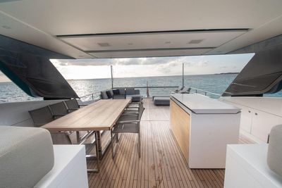 Yacht