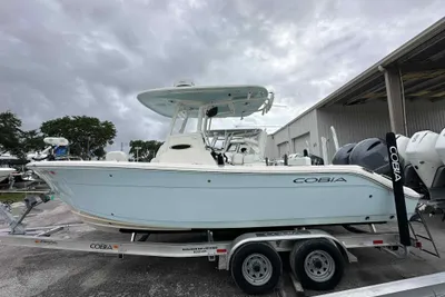 Cobia 240 CC
