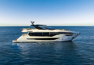 Sunseeker 100 Yacht