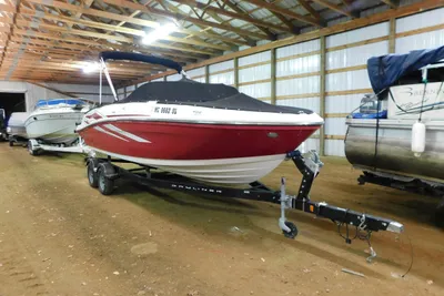 Bayliner VR 6