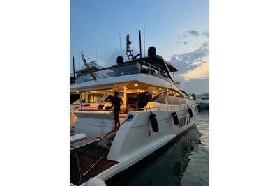 Yacht