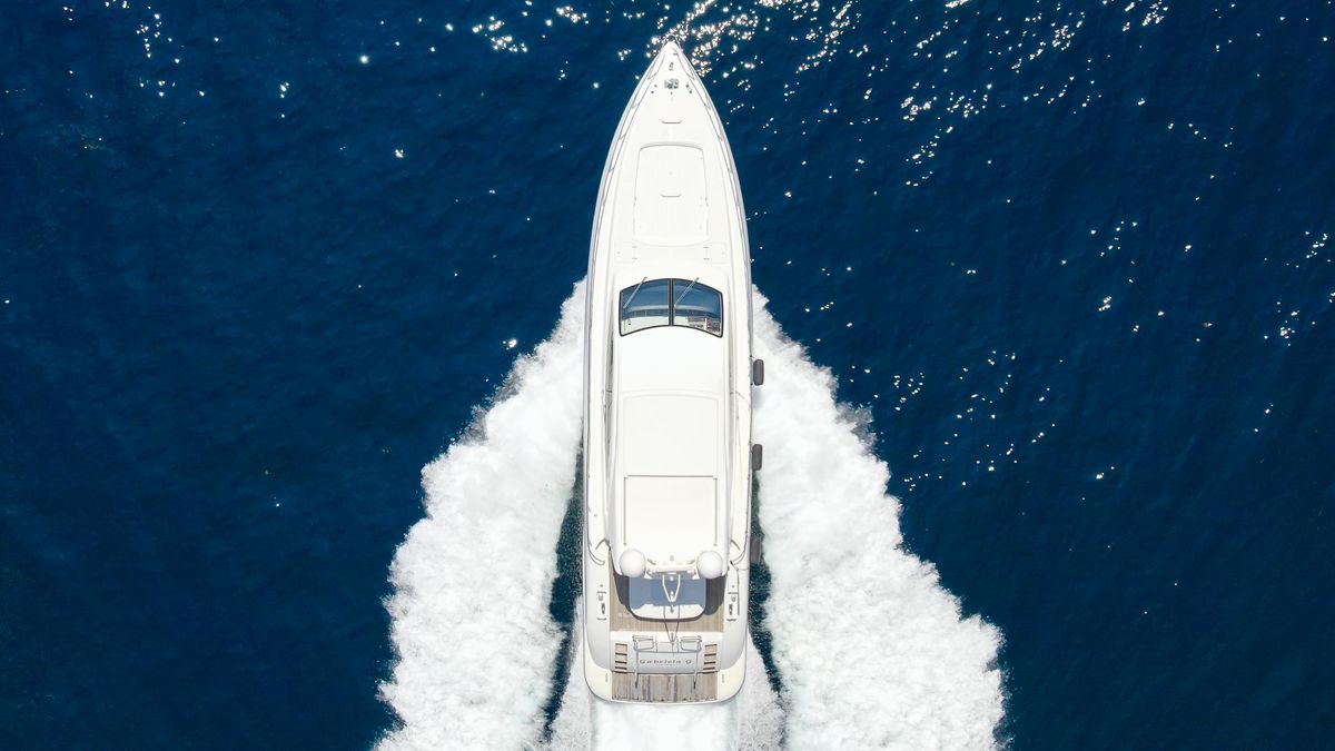 2001 Mangusta 72 