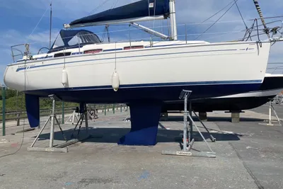2007 Bavaria 30 Cruiser
