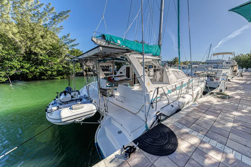 Tango Yacht Photos Pics 