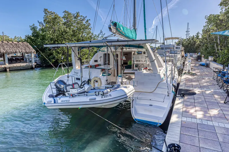 Tango Yacht Photos Pics 