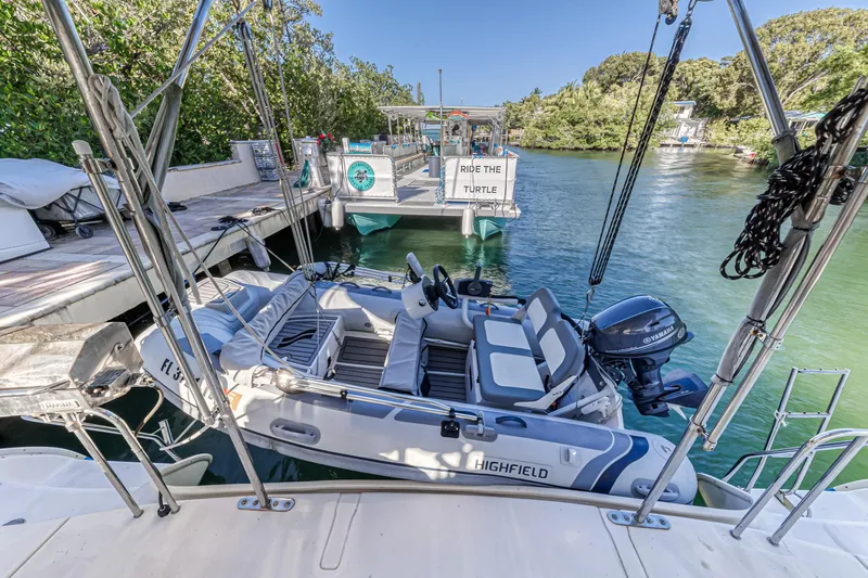 Tango Yacht Photos Pics 