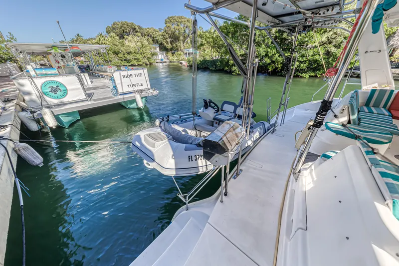 Tango Yacht Photos Pics 