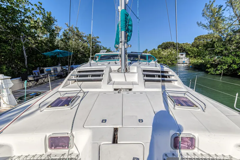 Tango Yacht Photos Pics 