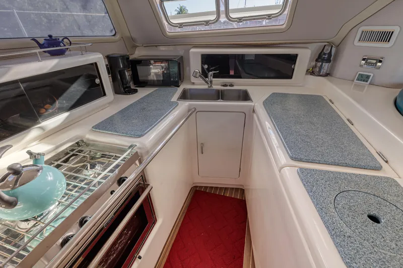 Tango Yacht Photos Pics 