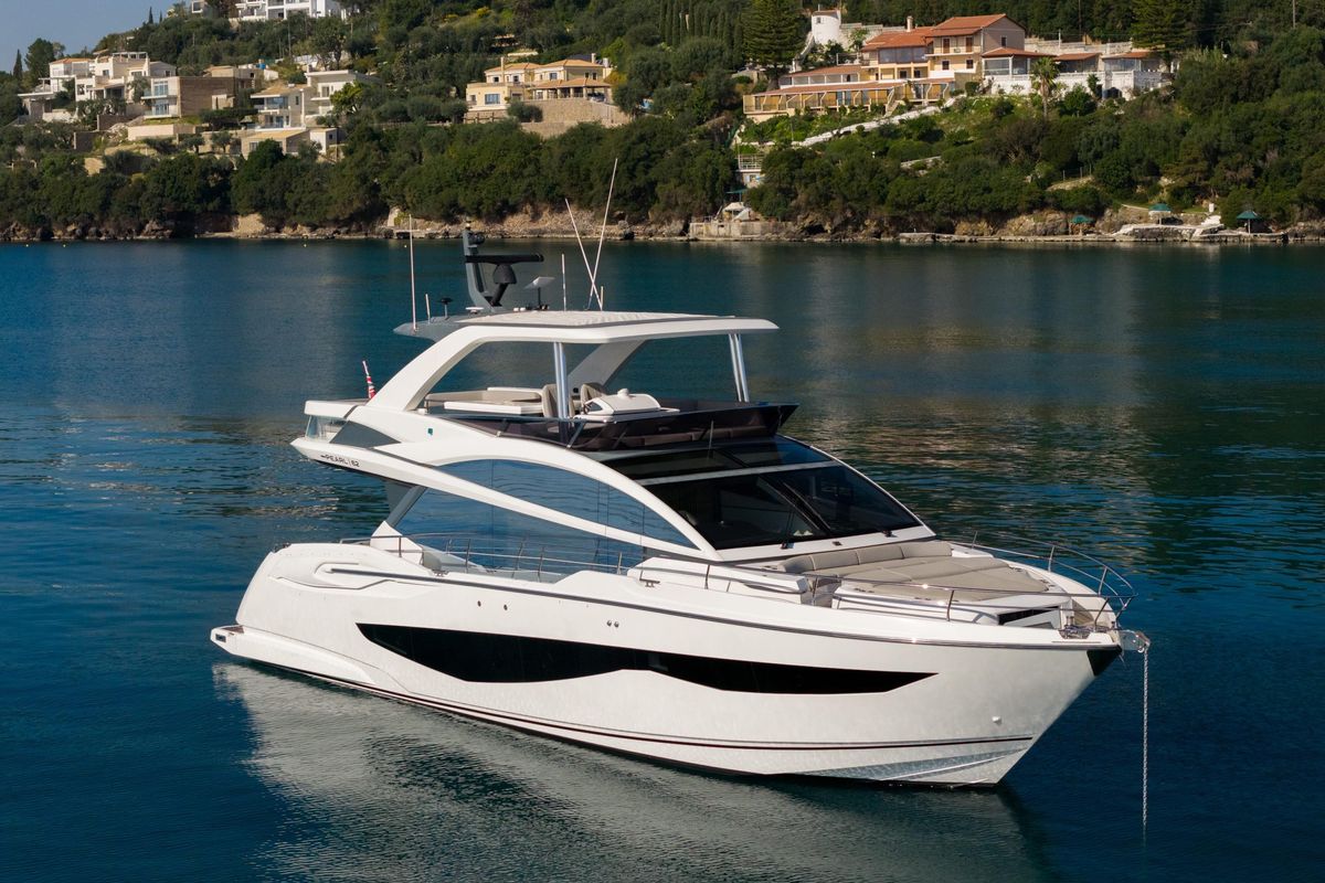 2020 Pearl 61 