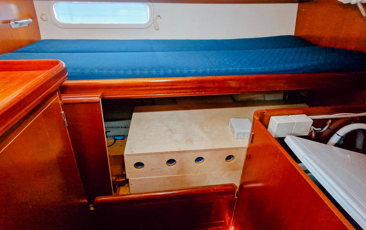 2004 Beneteau 56 
