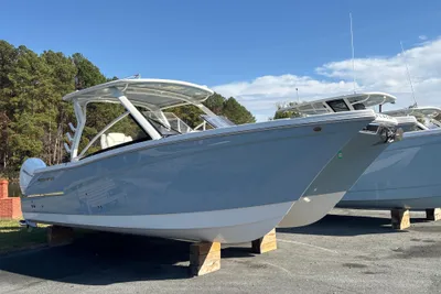 World Cat 280 DC