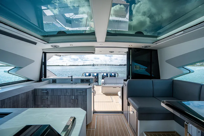 Legacy Yacht Photos Pics 