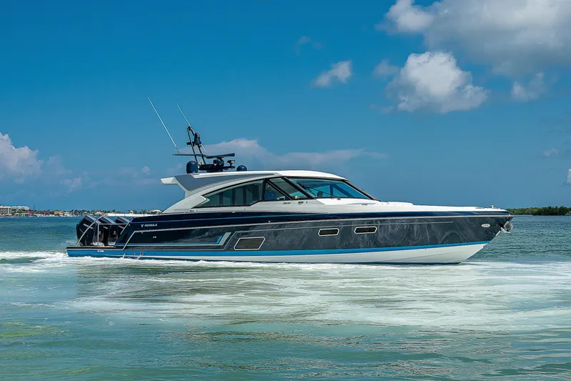 Legacy Yacht Photos Pics 