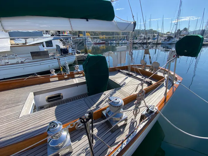 Isobar Yacht Photos Pics 