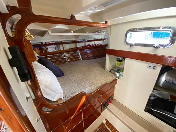 Isobar Yacht Photos Pics 