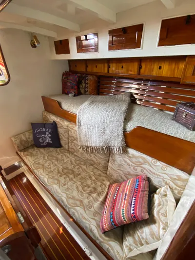 Isobar Yacht Photos Pics 