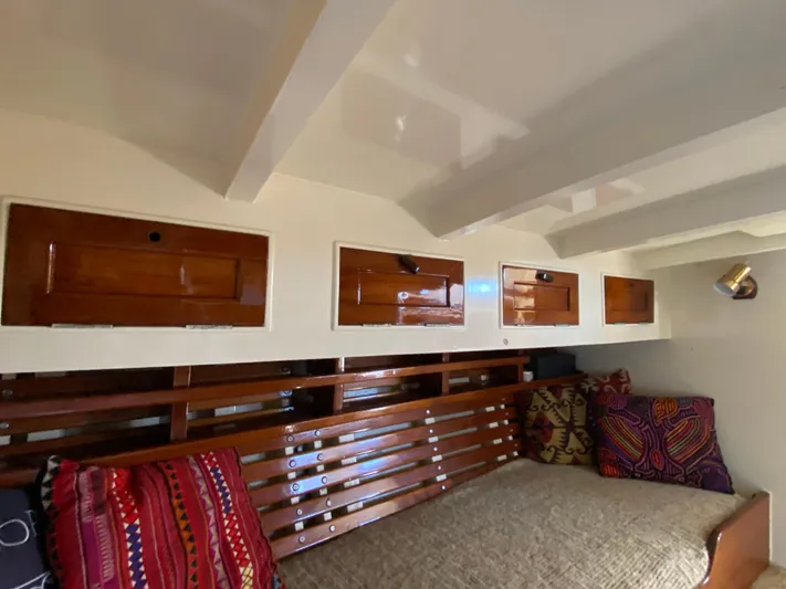 Isobar Yacht Photos Pics 