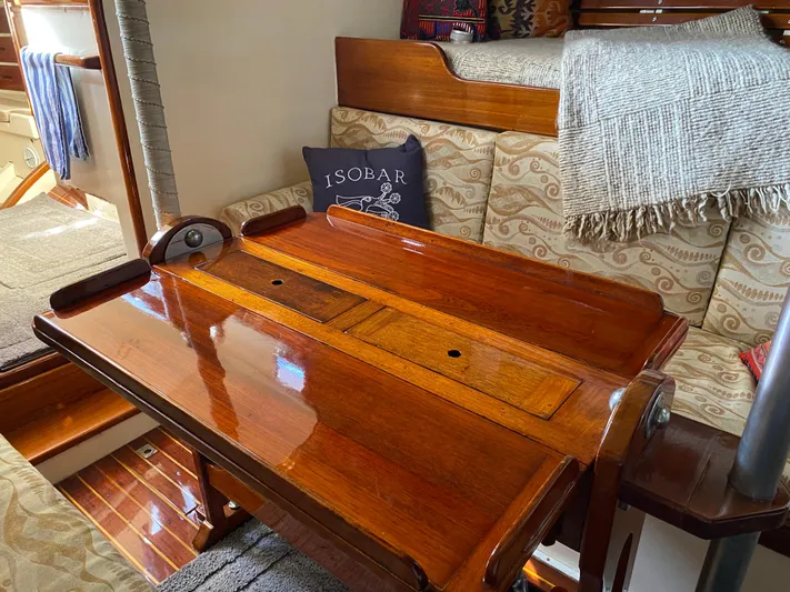 Isobar Yacht Photos Pics 