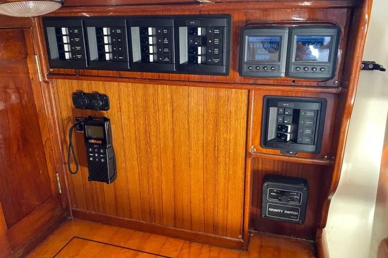 Isobar Yacht Photos Pics 