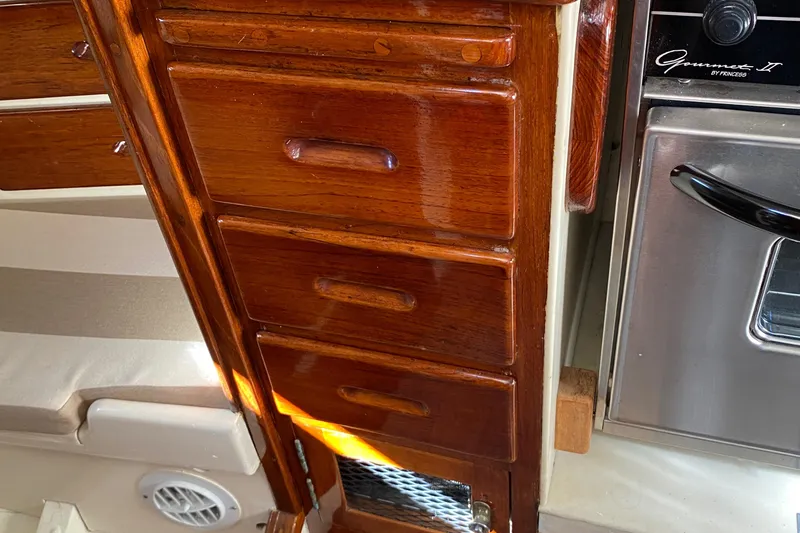 Isobar Yacht Photos Pics 