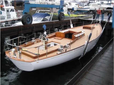 Isobar Yacht Photos Pics 