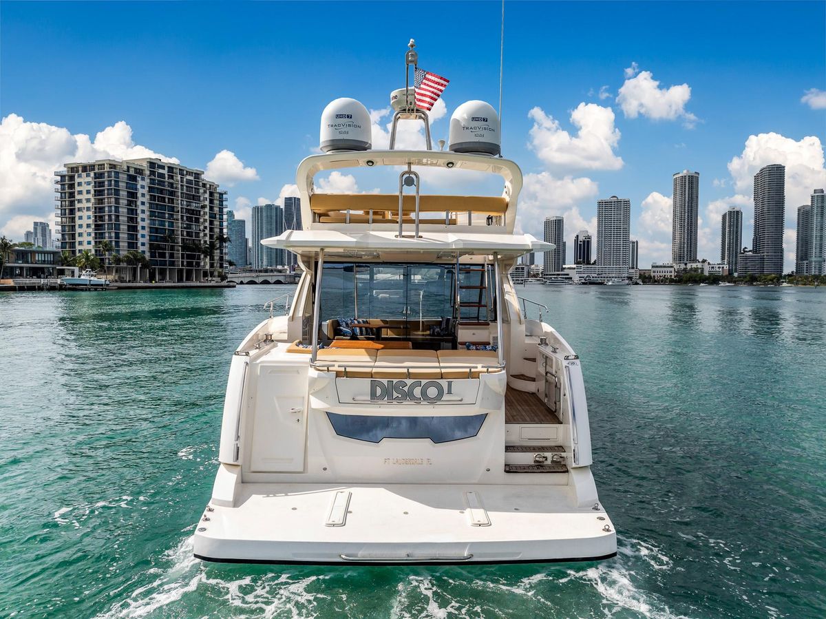 2015 Absolute 56 