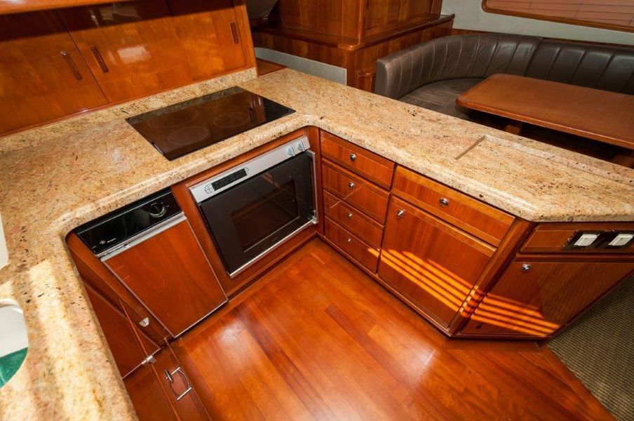 2003 Bertram 67 Convertible