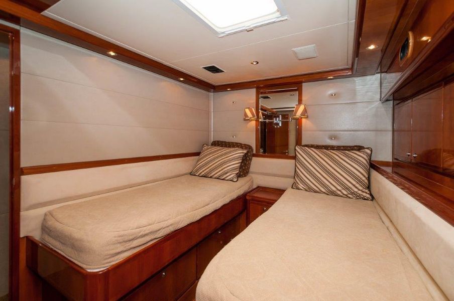 2003 Bertram 67 Convertible