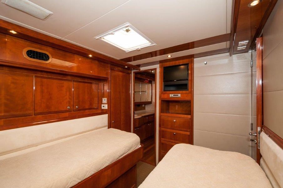 2003 Bertram 67 Convertible