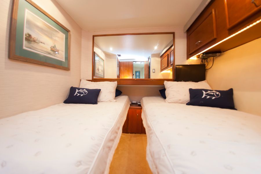 1986 Ocean Yachts Convertible