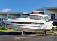 2023 Jeanneau NC 37 - In Stock / Includes 12-months FREE berthing