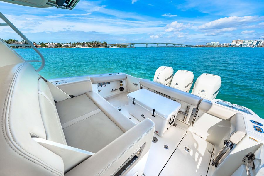 2019 Boston Whaler 35 REALM