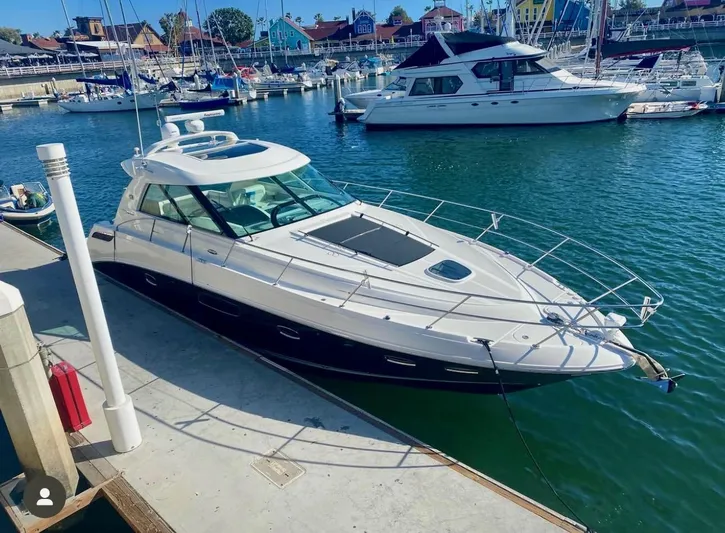 Semper Paratus Yacht Photos Pics 