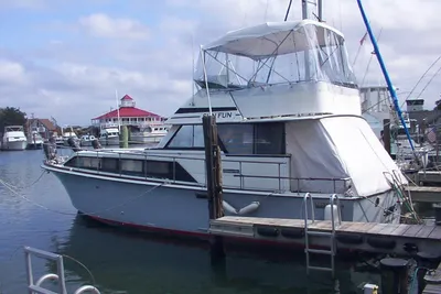 Owens Concorde Flybridge Sedan