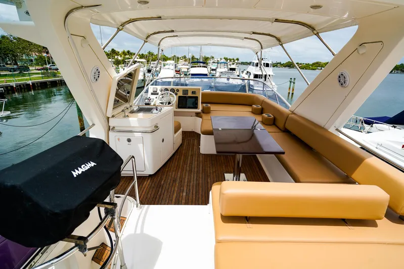  Yacht Photos Pics Luxurious 2012 Azimut Fly 53 yacht interior with spacious seating and modern amenities.