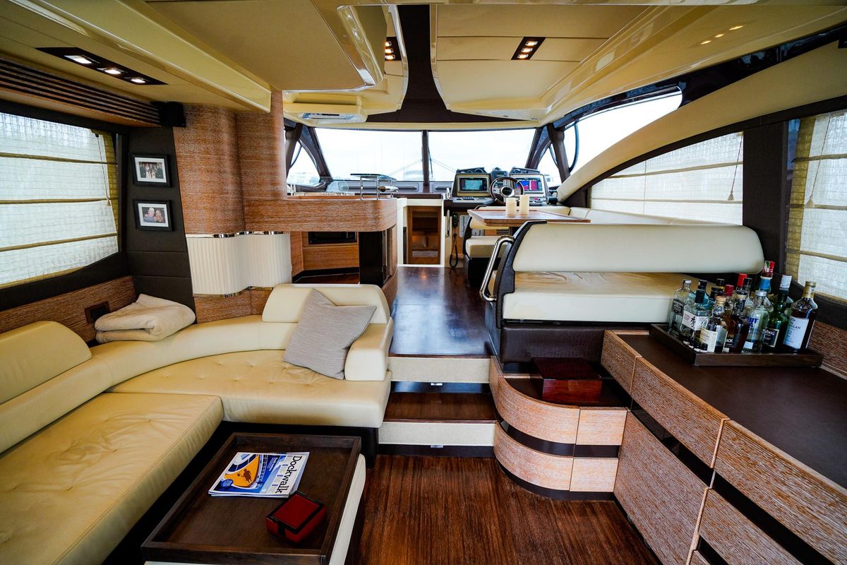 2012 Azimut 54 