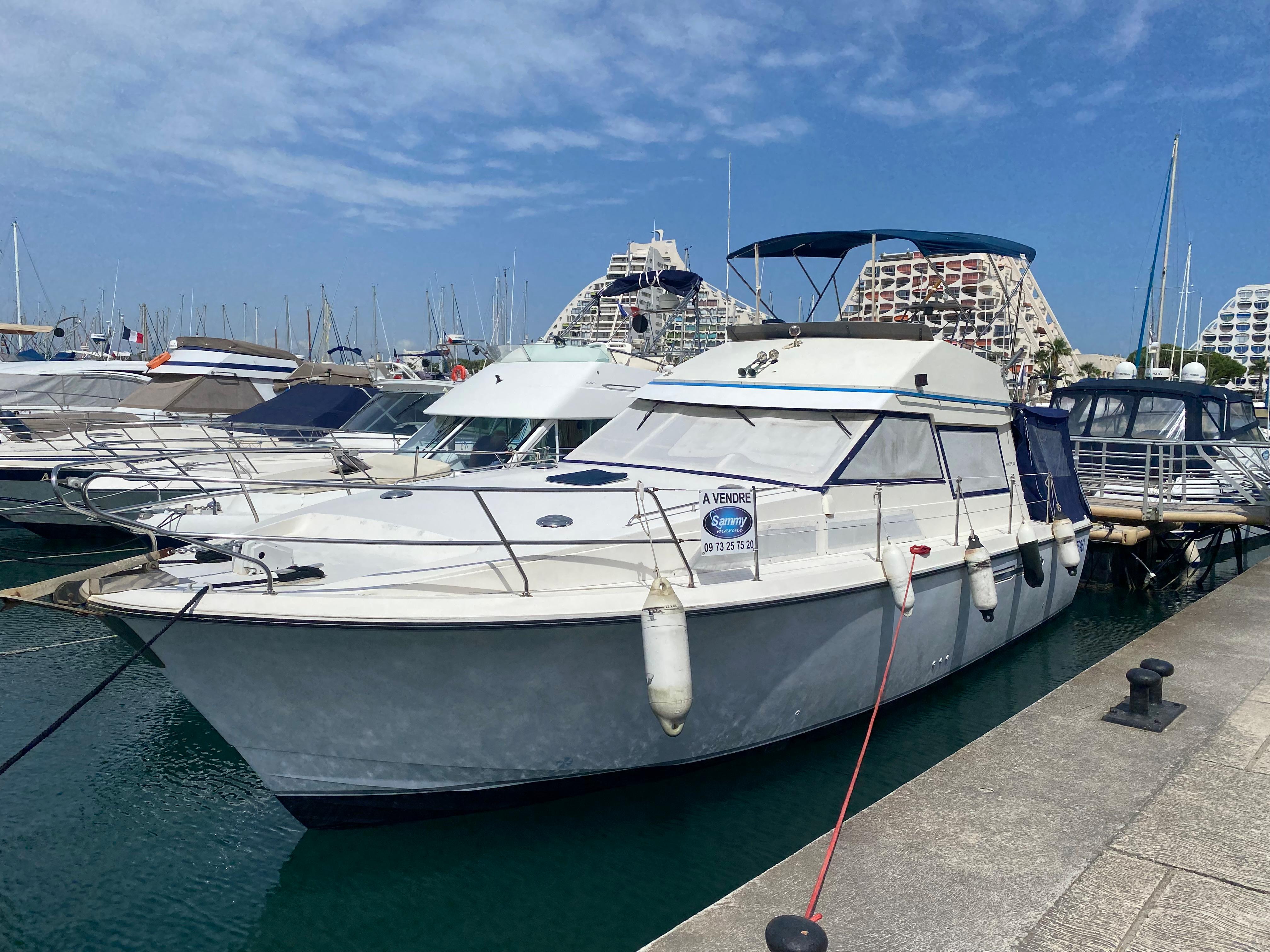 1982 Marine Projects PRINCESS 38 FLY