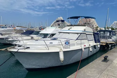 1982 Marine Projects PRINCESS 38 FLY