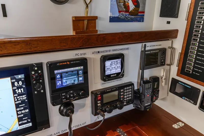 Red Rooster Yacht Photos Pics Navigation and communication equipment on a 2008 Van De Stadt Stadtship 70 yacht.