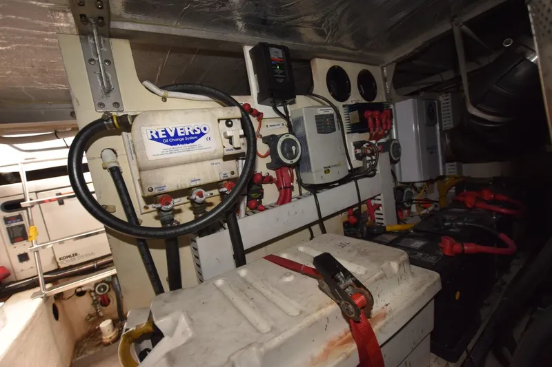 E2rt Yacht Photos Pics Engine room of 2006 Carver 46 Voyager with Reverso oil change system.