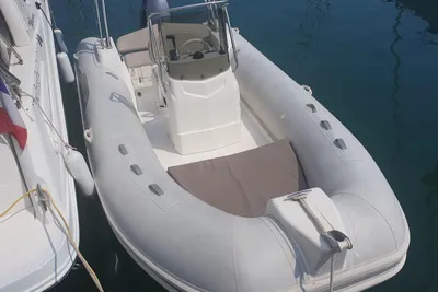 2012 Capelli Tempest 570