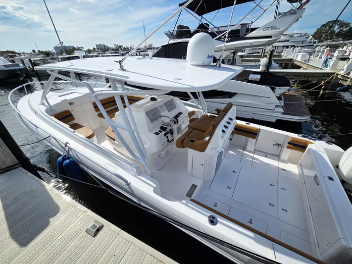 Regina Del Mar Yacht Photos Pics 