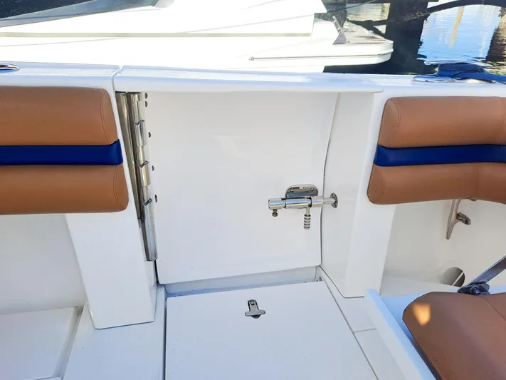 Regina Del Mar Yacht Photos Pics 