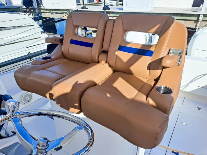 Regina Del Mar Yacht Photos Pics 