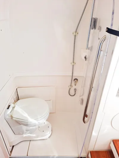 Regina Del Mar Yacht Photos Pics 