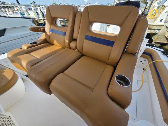 Regina Del Mar Yacht Photos Pics 