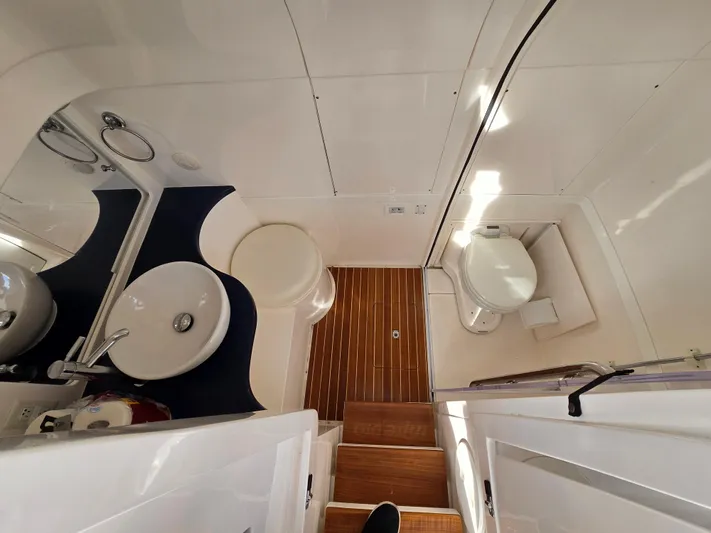 Regina Del Mar Yacht Photos Pics 