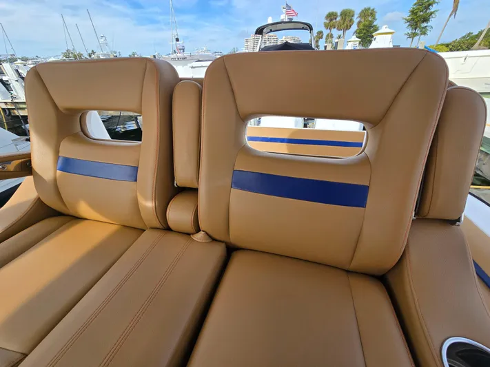 Regina Del Mar Yacht Photos Pics 