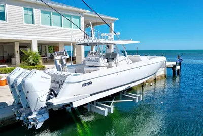 Intrepid 407 Nomad FE